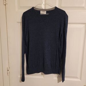 Old Navy men's sweater